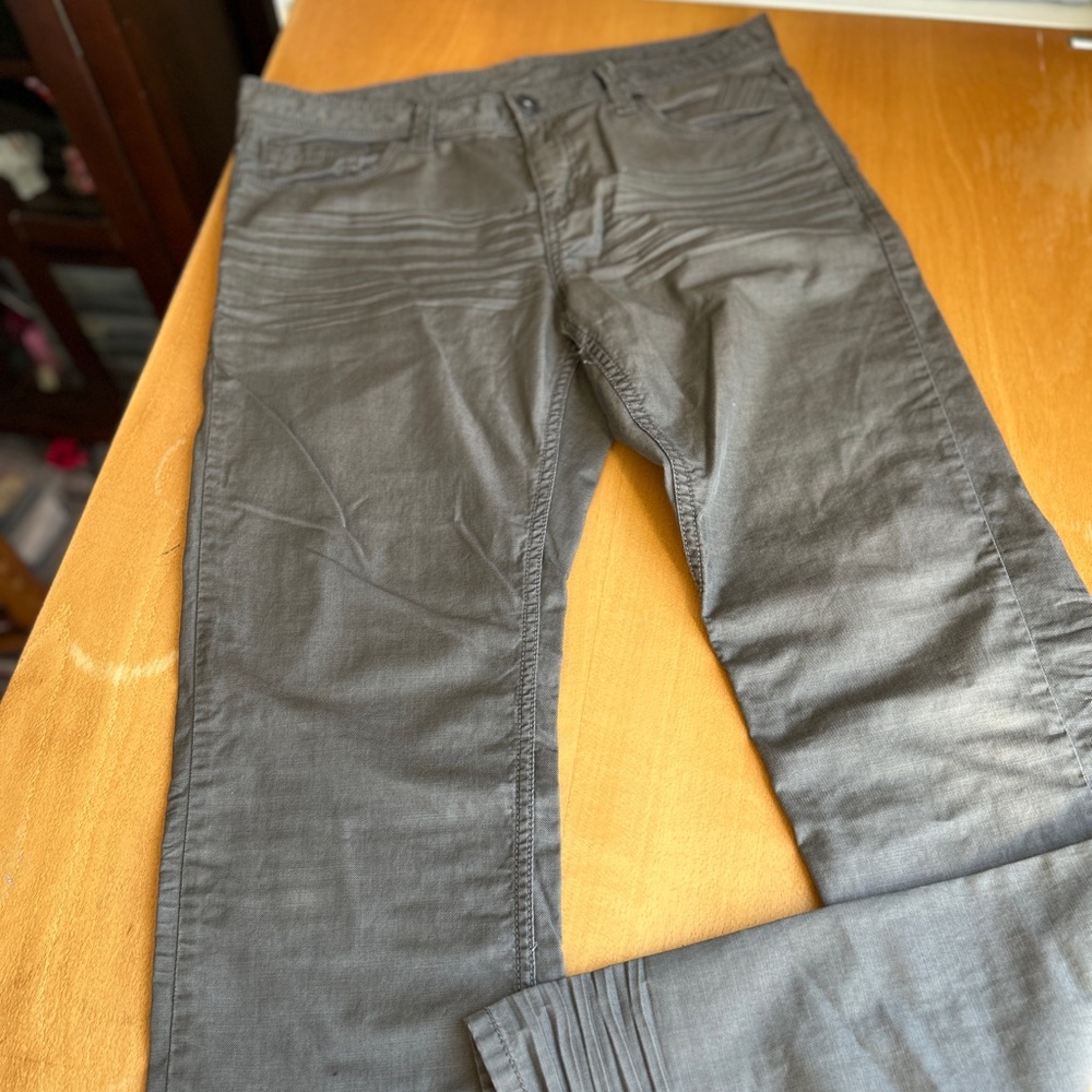 Tristan Men’s Slim fit pants
